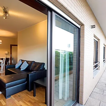 Spacious 2br Flat In Gaia By Lovelystay * Vila Nova de Gaia